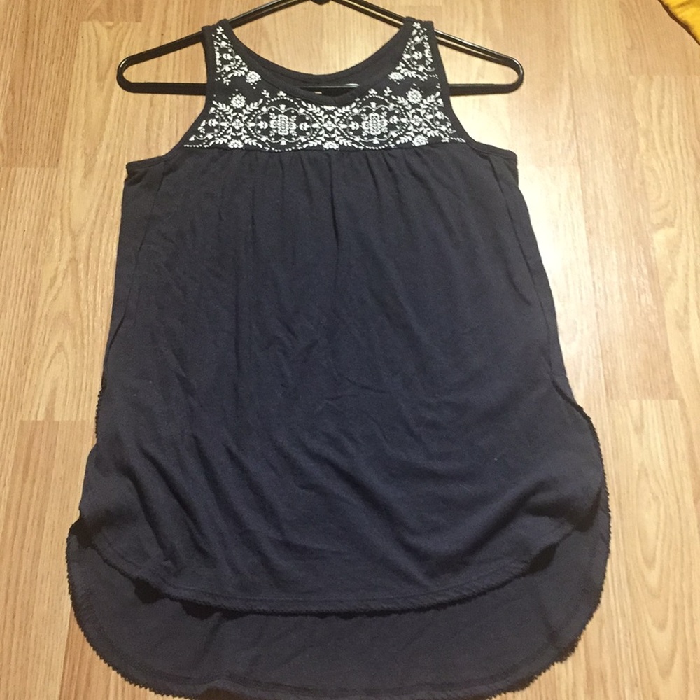 A kids XL tank